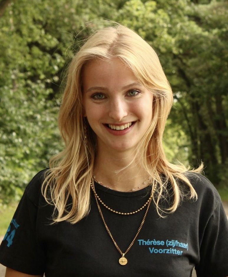 Bestuursfoto_Therese.jpeg